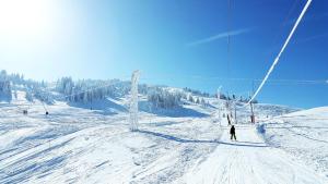 chalet hotel la mainaz restaurant and resort the originals collection