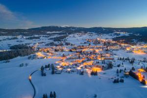 chalet hotel la mainaz restaurant and resort the originals collection