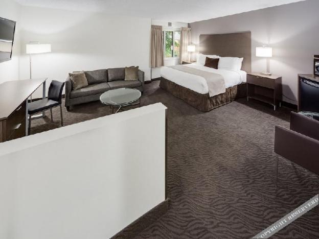 heritage inn and convention centre brooks