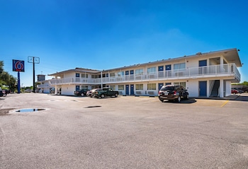 Motel 6 Corpus Christi, Tx - Northwest,Nueces>>Corpus Christi,2 star