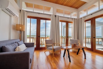 aruna resort and villas