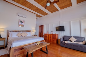 aruna resort and villas