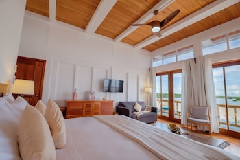 aruna resort and villas