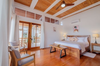 aruna resort and villas