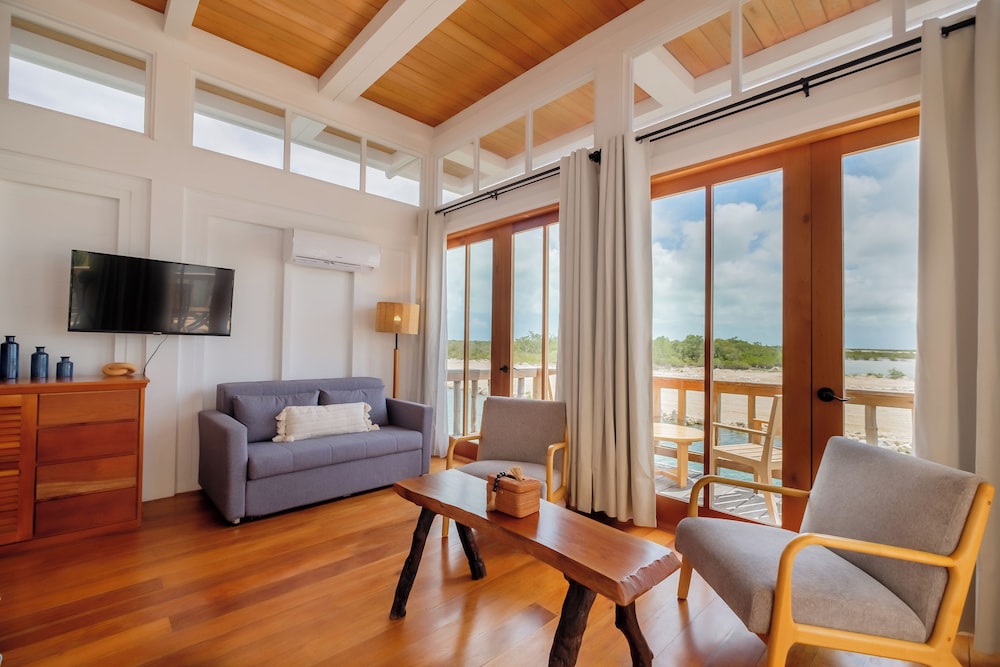 aruna resort and villas