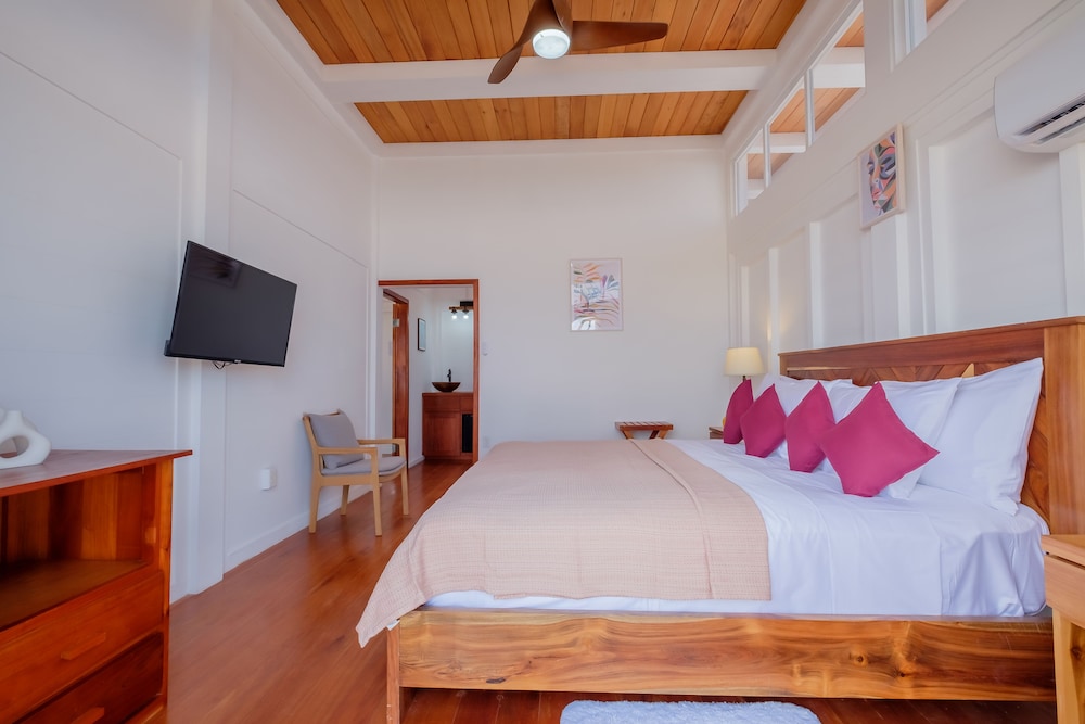 aruna resort and villas