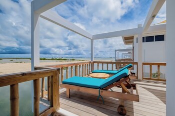 aruna resort and villas