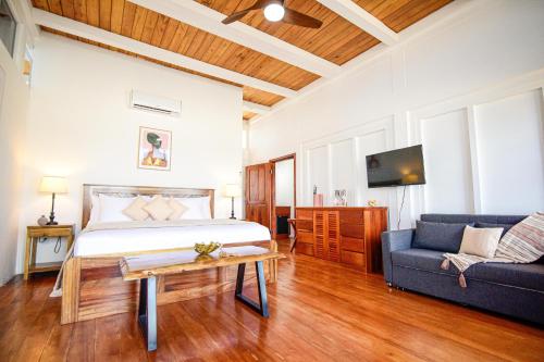 aruna resort and villas