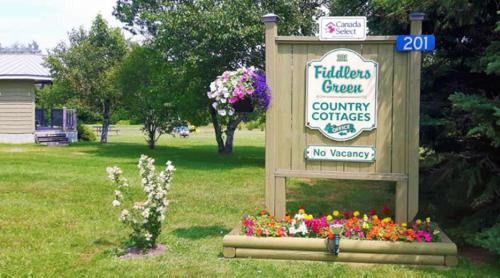 fiddlers green country cottages