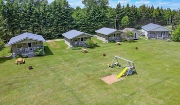 fiddlers green country cottages