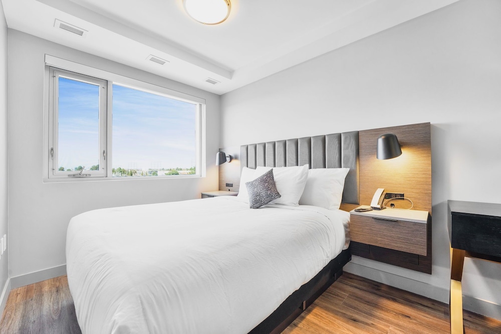 skye residences