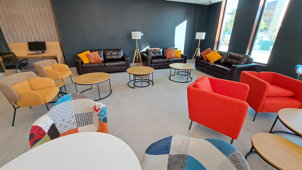 hotel diego de almagro pudahuel aerop