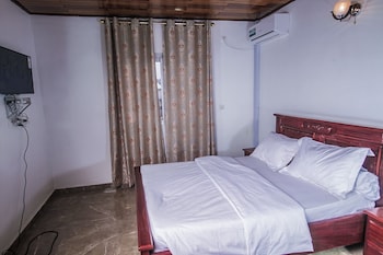 satellite dream hotel