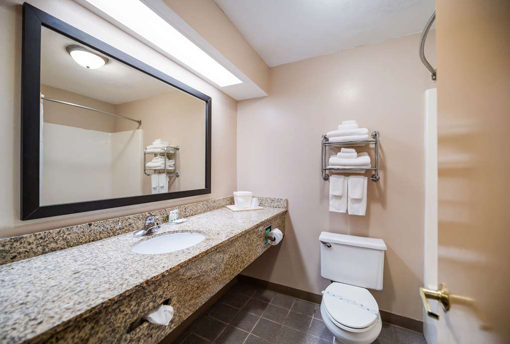 quality inn jacksonville near little rock air force base