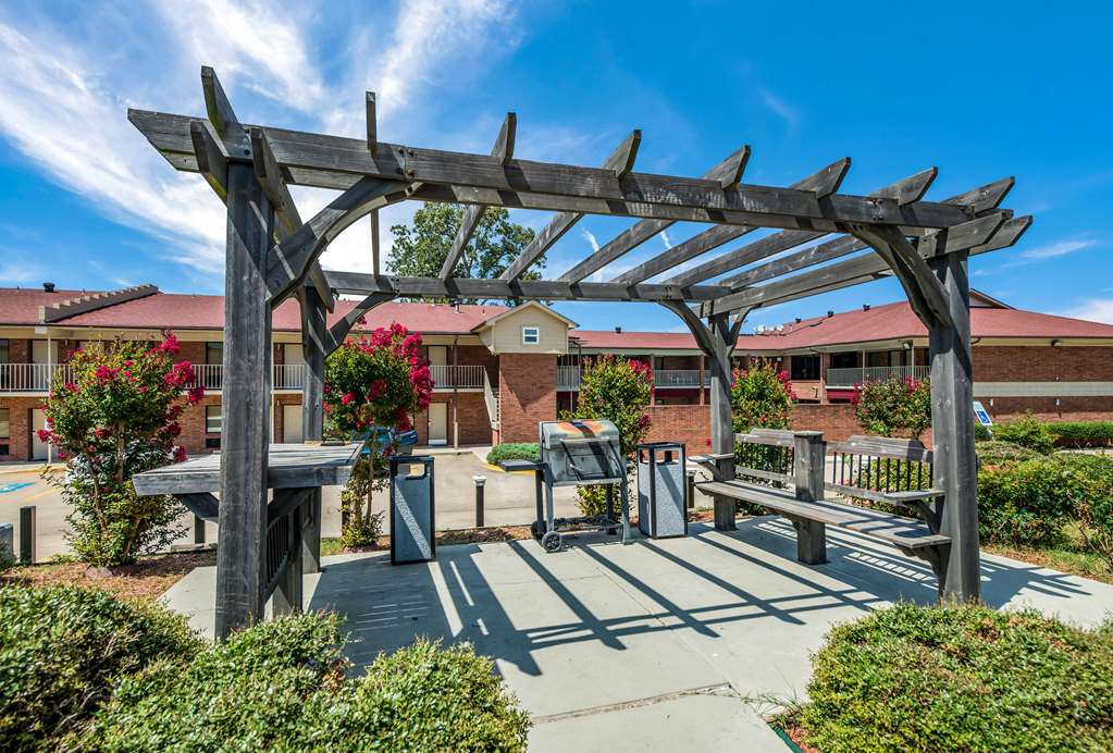 quality inn jacksonville near little rock air force base