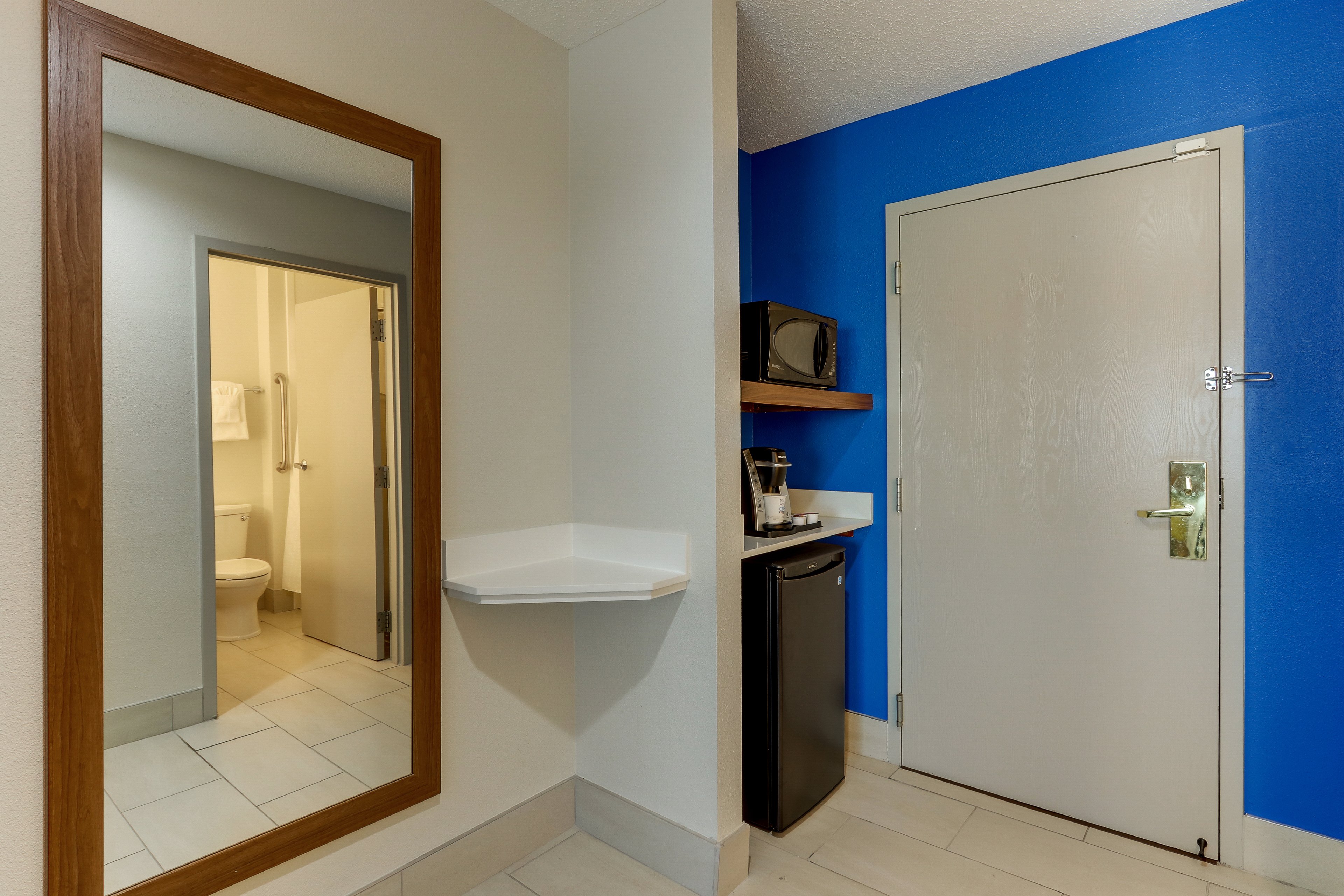 holiday inn express cincinnati north monroe by ihg