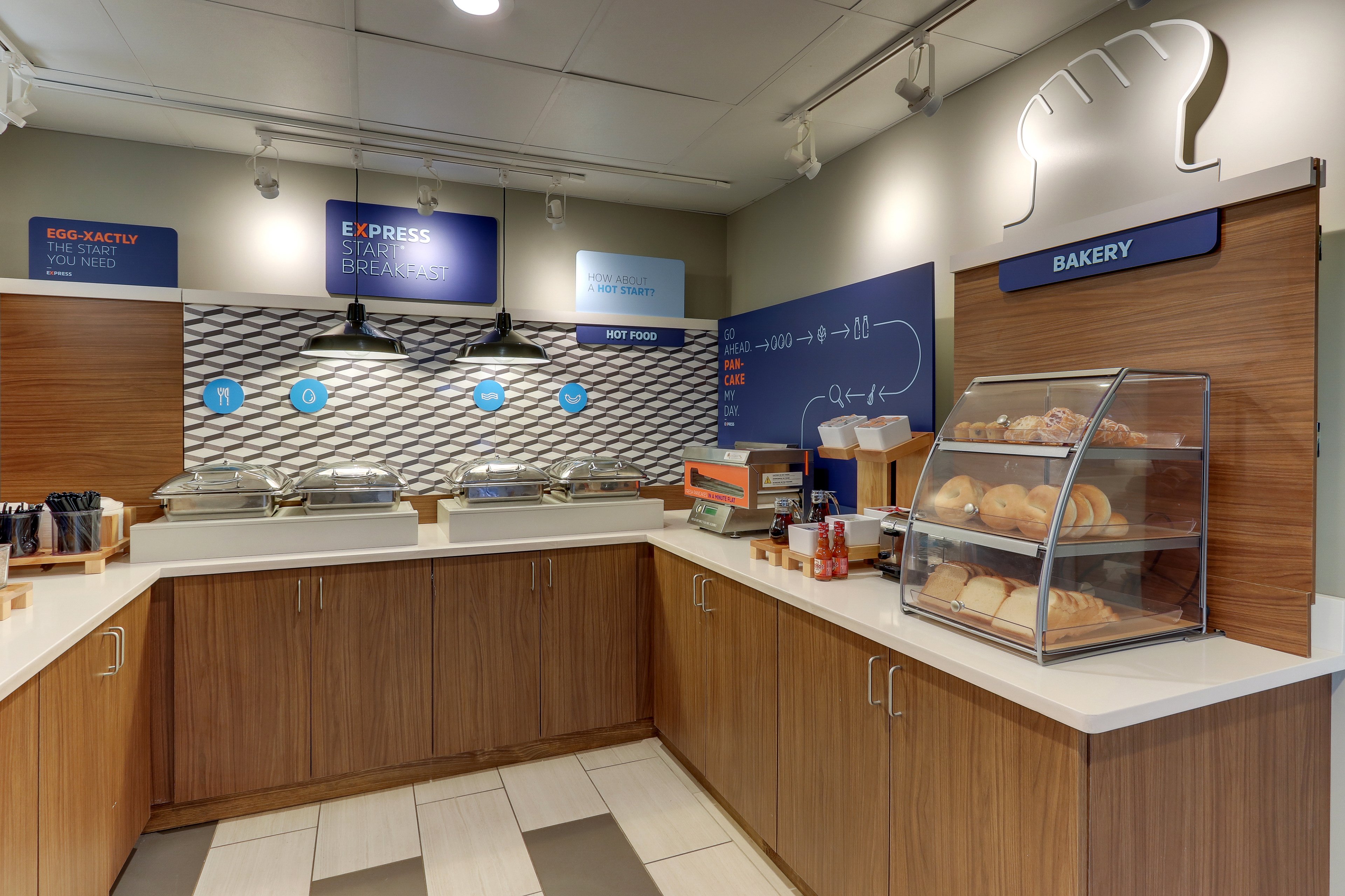 holiday inn express cincinnati north monroe by ihg