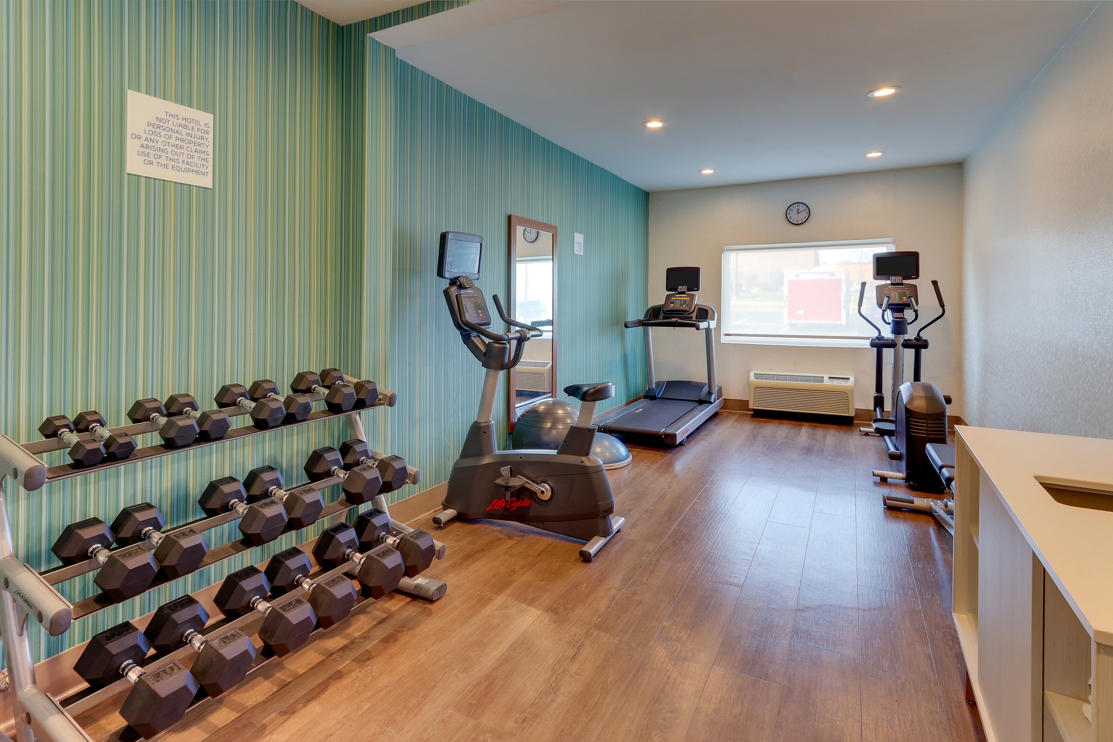 holiday inn express cincinnati north monroe by ihg