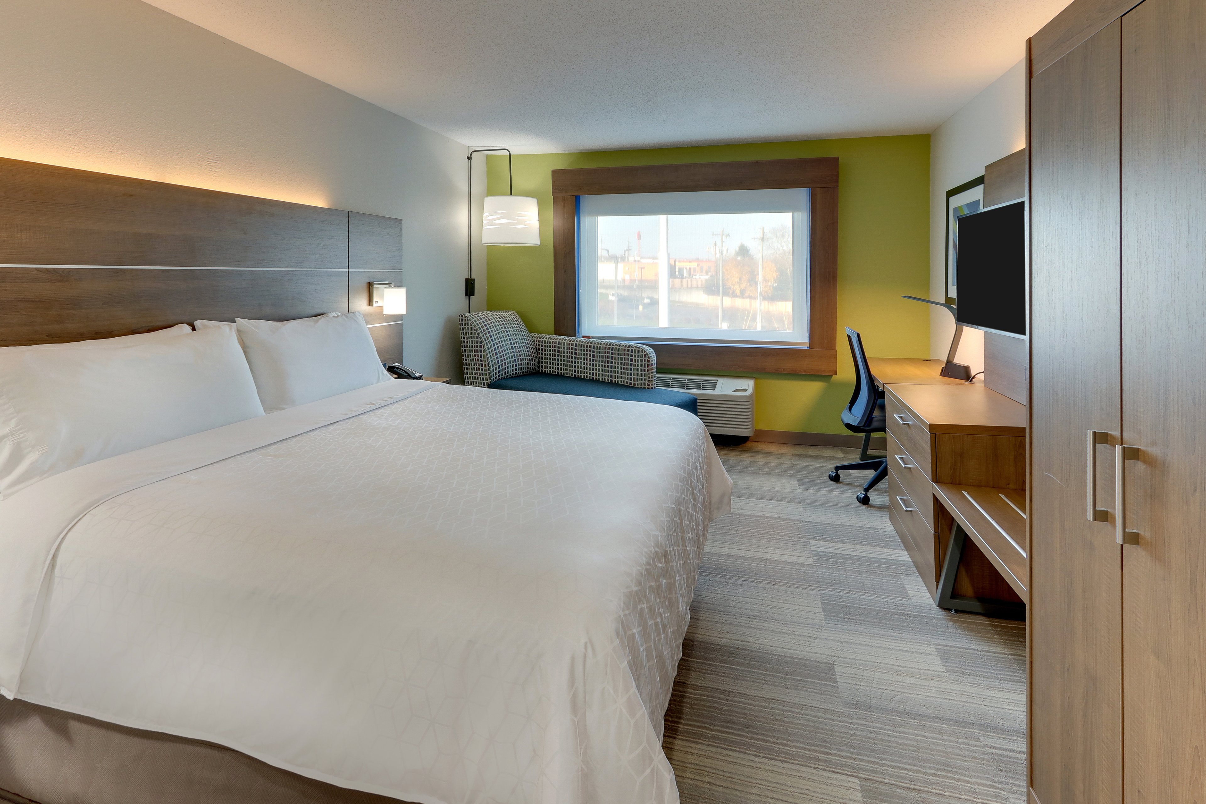 holiday inn express cincinnati north monroe by ihg
