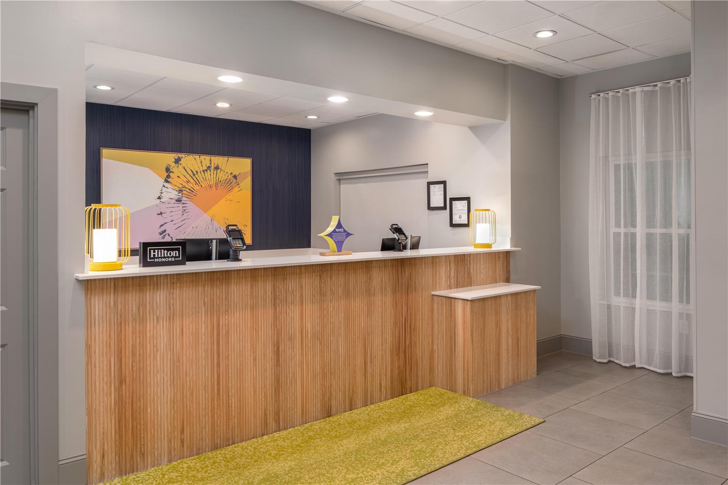 spark by hilton summerville