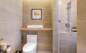 atour hotel hangzhou zhuantang songcheng meiyuan