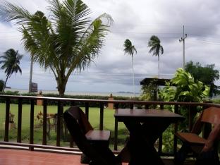 sailom resort bangsaphan