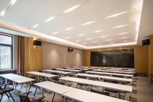 atour x hotel shanghai jinshan wanda plaza city beach