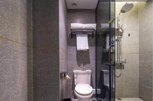 atour x hotel shanghai jinshan wanda plaza city beach