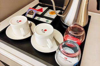 echerm hotel wuyangcun metro station