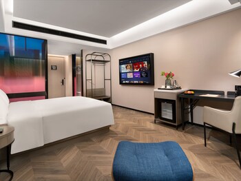 echerm hotel wuyangcun metro station