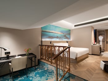 echerm hotel wuyangcun metro station