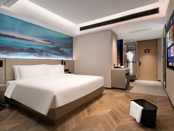 echerm hotel wuyangcun metro station