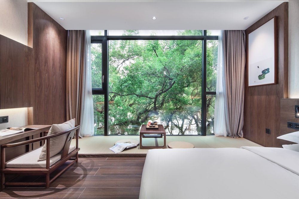 riverside wing hotel guilin