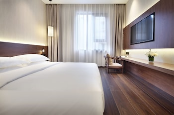 riverside wing hotel guilin