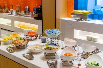 baiyun airport cocoa hotel