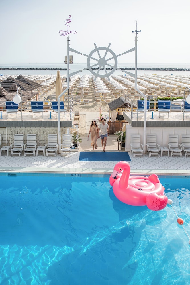 hotel flamingo