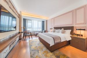 gem hotel luoyang longmen high speed railway station univerisity town