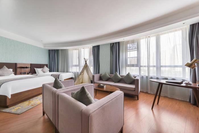 gem hotel luoyang longmen high speed railway station univerisity town