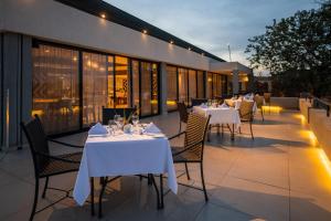 mantis akagera game lodge