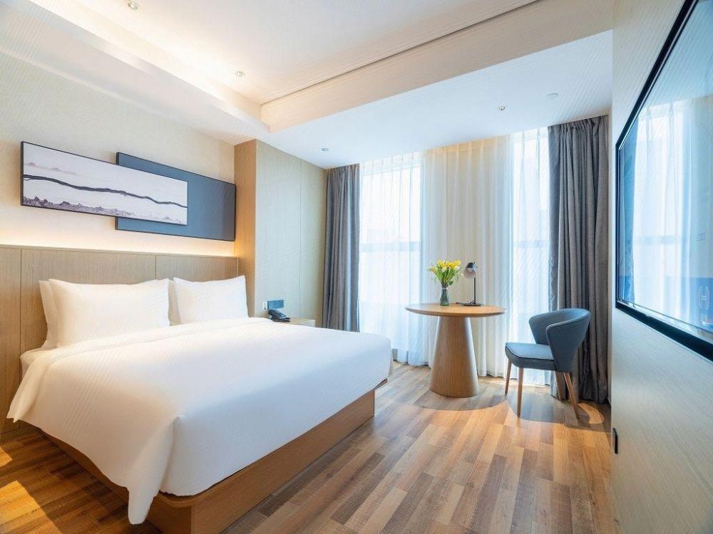 starway hotel qingdao west coast expo city