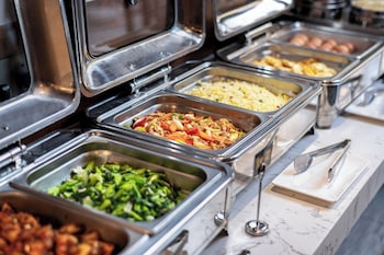 nostalgia s hotel kunming north railway