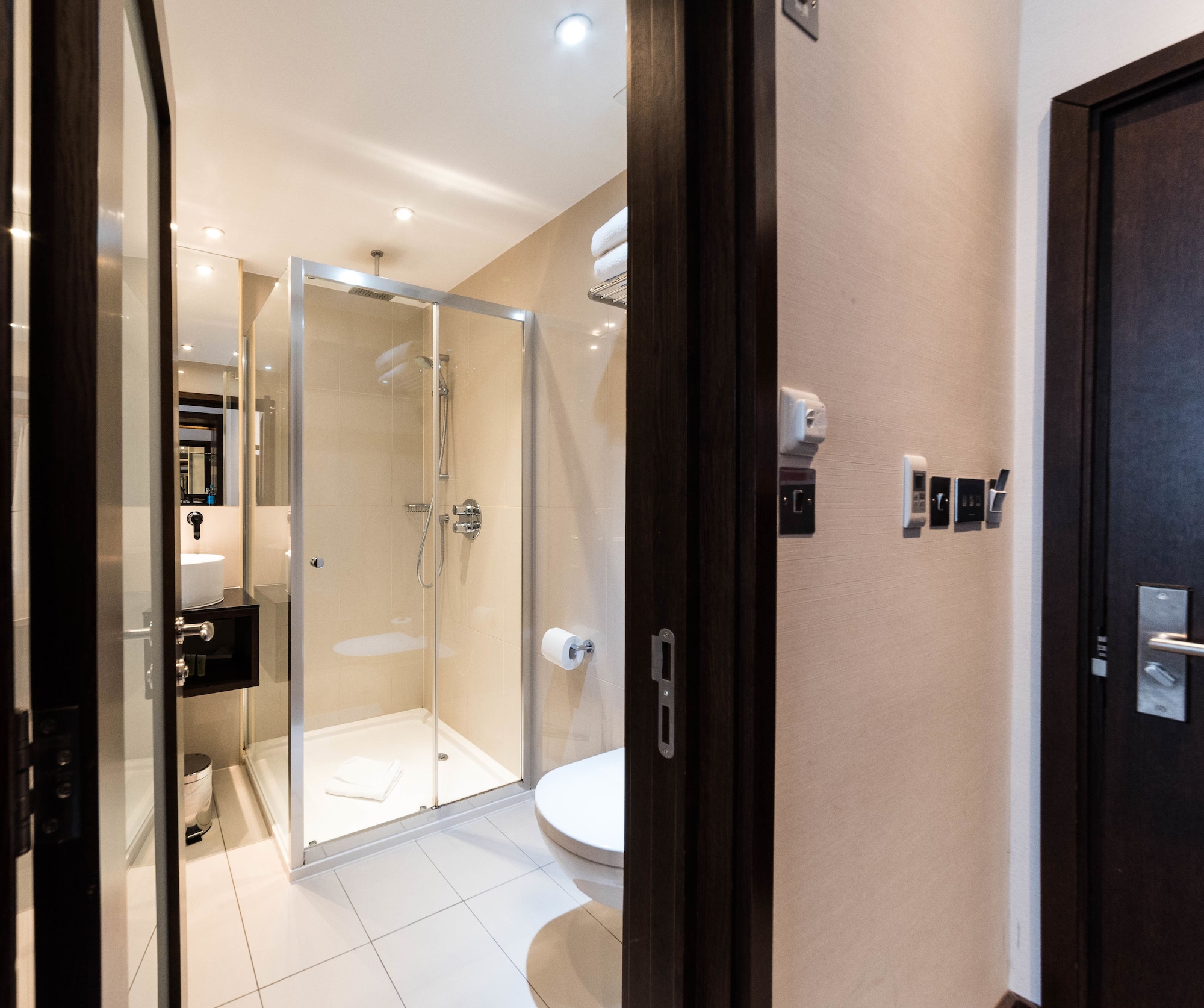 park avenue baker street