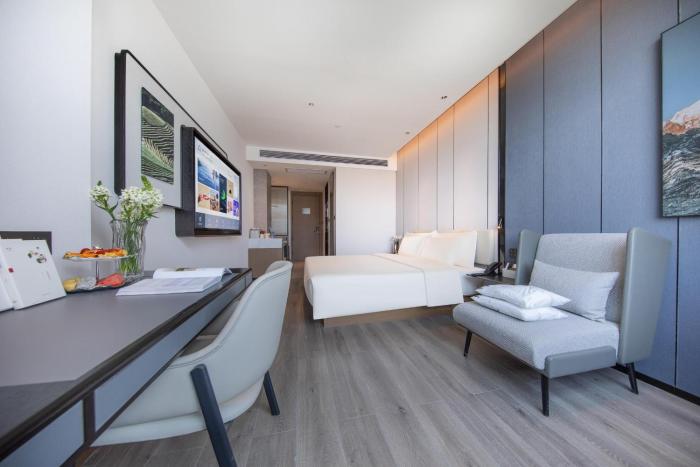 atour hotel kunming railway station joy city