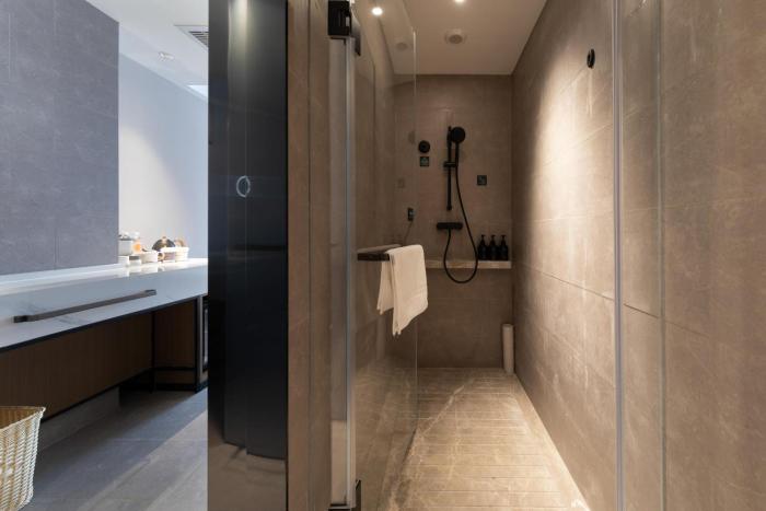 atour hotel kunming railway station joy city