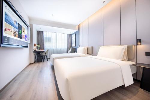 atour hotel kunming railway station joy city