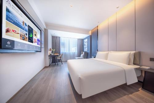 atour hotel kunming railway station joy city