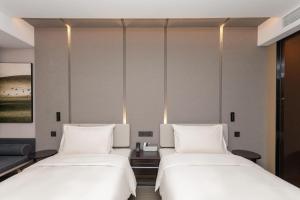 atour hotel kunming changshui international airport