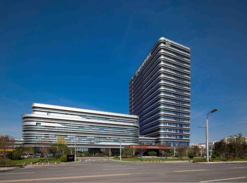 sunstone plaza hotel