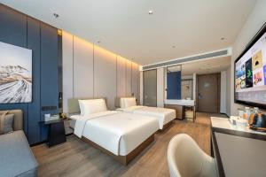 atour hotel taizhou linhai toumen port