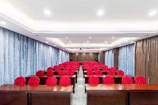 rezen retreat hotel suzhou shantang street gardens culture